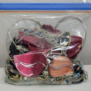 1lb Assorted Jewelry Bag